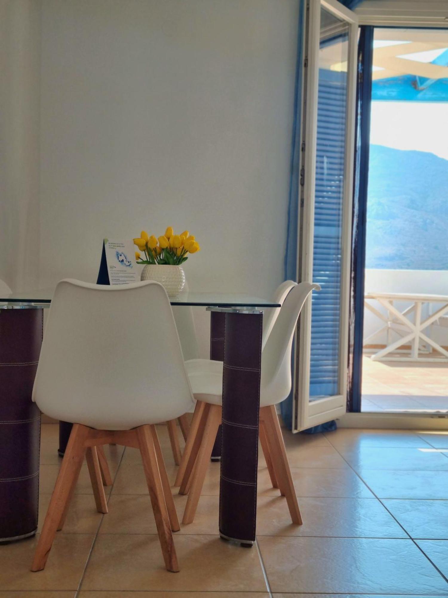 Zafeiris Apartments Livadia  Habitación foto